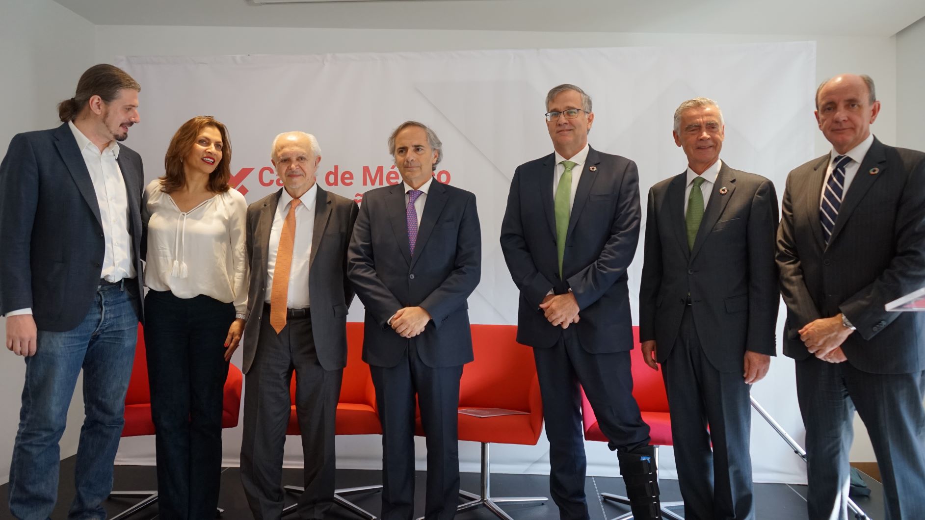 Mario Molina e Iñigo Losada protagonizan un debate sobre el cambio climático celebrado en Casa de México en España