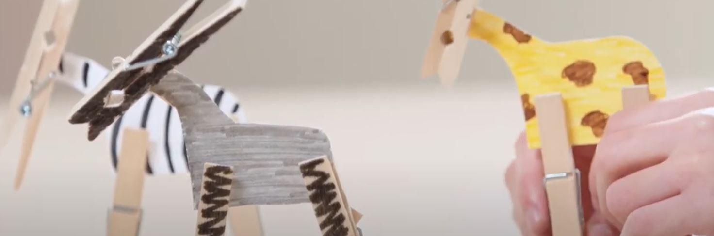 Taller infantil manualidades animales Casa de México en España