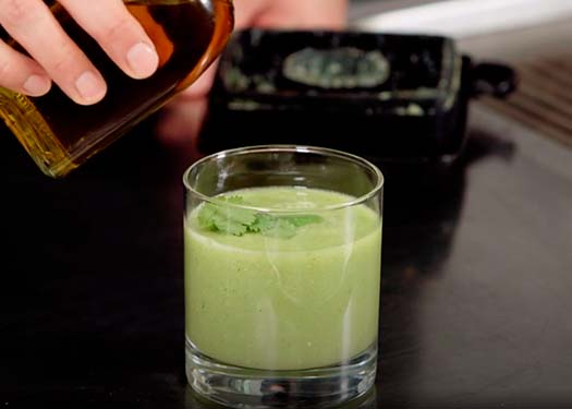 GAZPACHO DE TOMATILLO VERDE GAZPACHO DE TOMATILLO VERDE