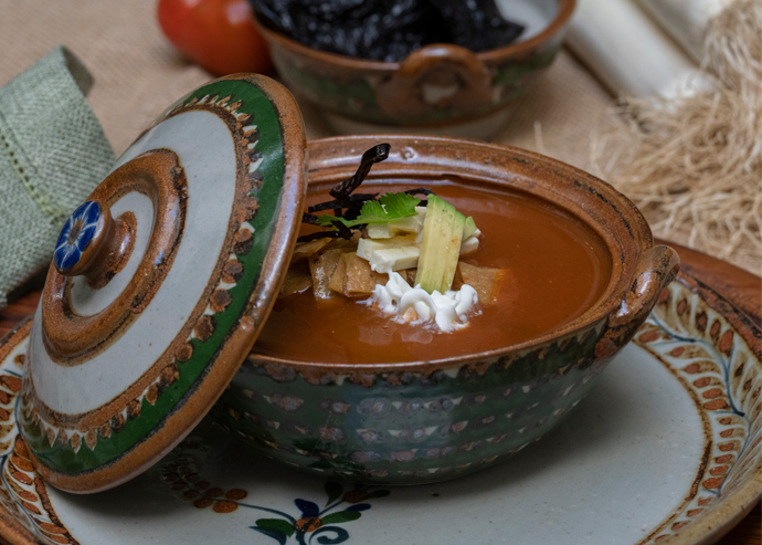 Cazuela de barro especial para sopas de ajo, Alfarería Marisol