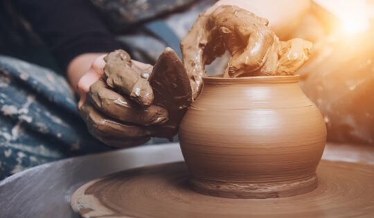 Hecho a mano | Taller de barro: Oaxaca, tierra y arte en la vida cotidiana