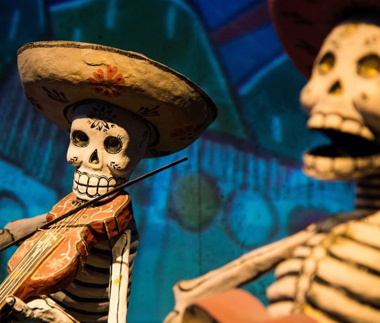 Día de muertos 2023 | Hecho a mano – Taller de cartonería: Catrines