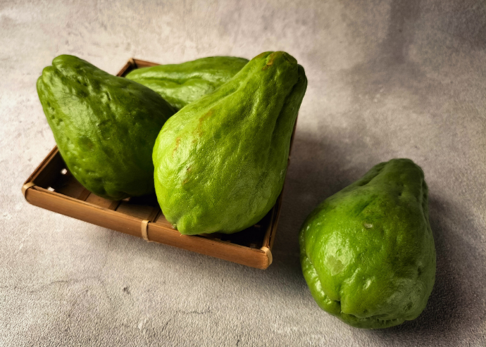 Tostadas de chayote con setas