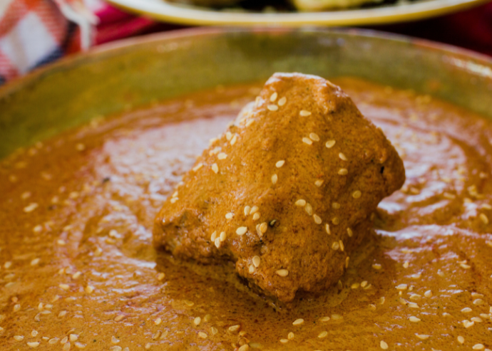 Pipián rojo con costillas de cerdo