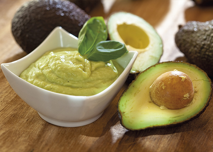Salsa verde con aguacate