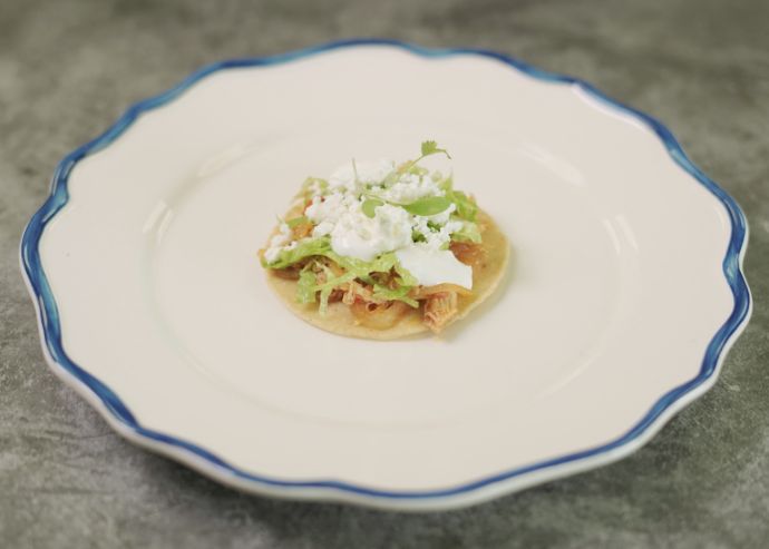 Tostadas de tinga de pollo