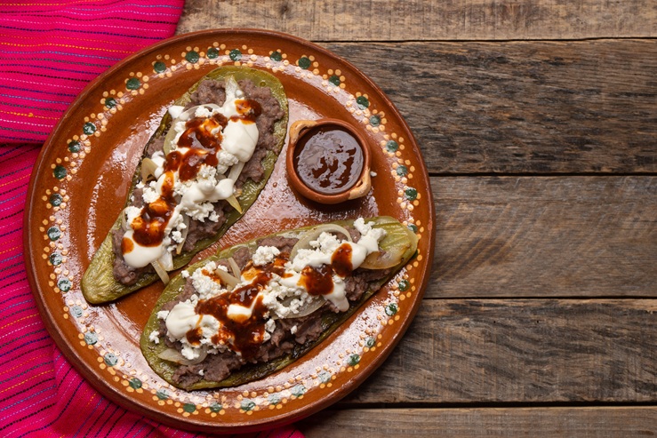 Huaraches de frijoles