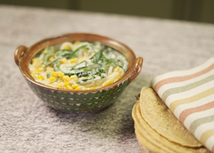 Tacos de Rajas con Crema