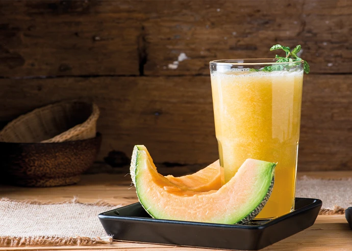 Agua de melón, pepino y menta