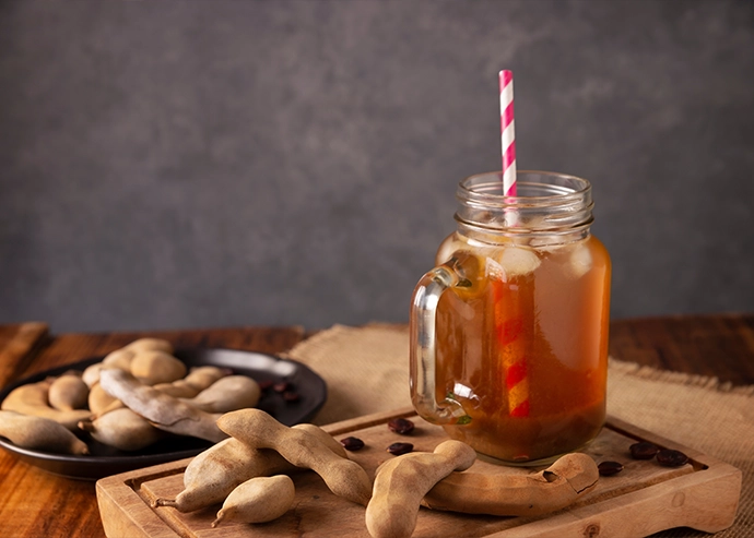 Agua de tamarindo con mango