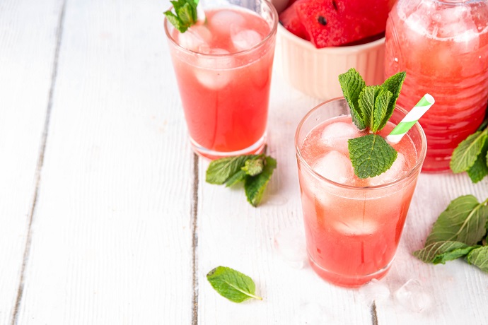 Agua de sandía y menta