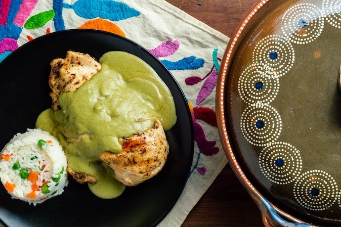 Pollo con pipián verde