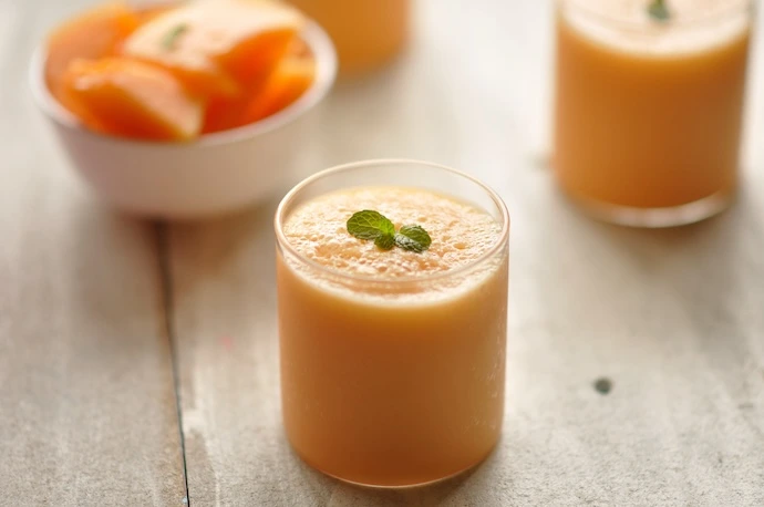 Agua de melón con hierbabuena