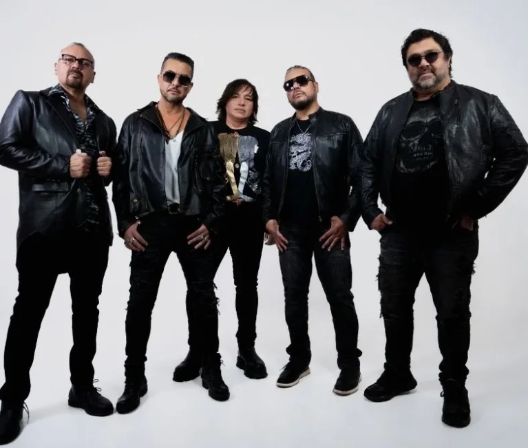 Showcase | Elefante: Tour 30 aniversario | Telonero: Belarte